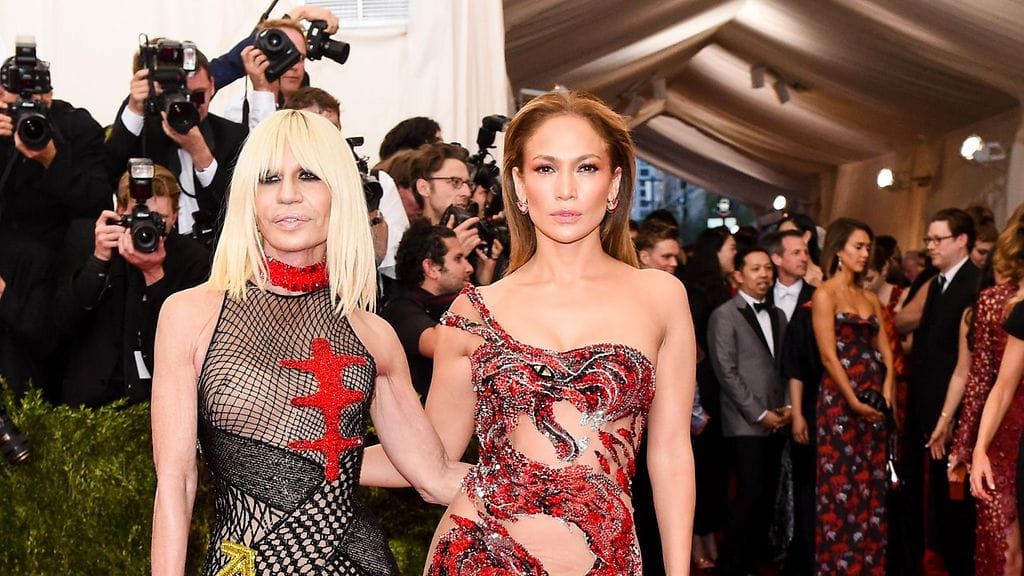 Donatella Versace ja Jennifer Lopez ovat tunteneet jo vuosia.