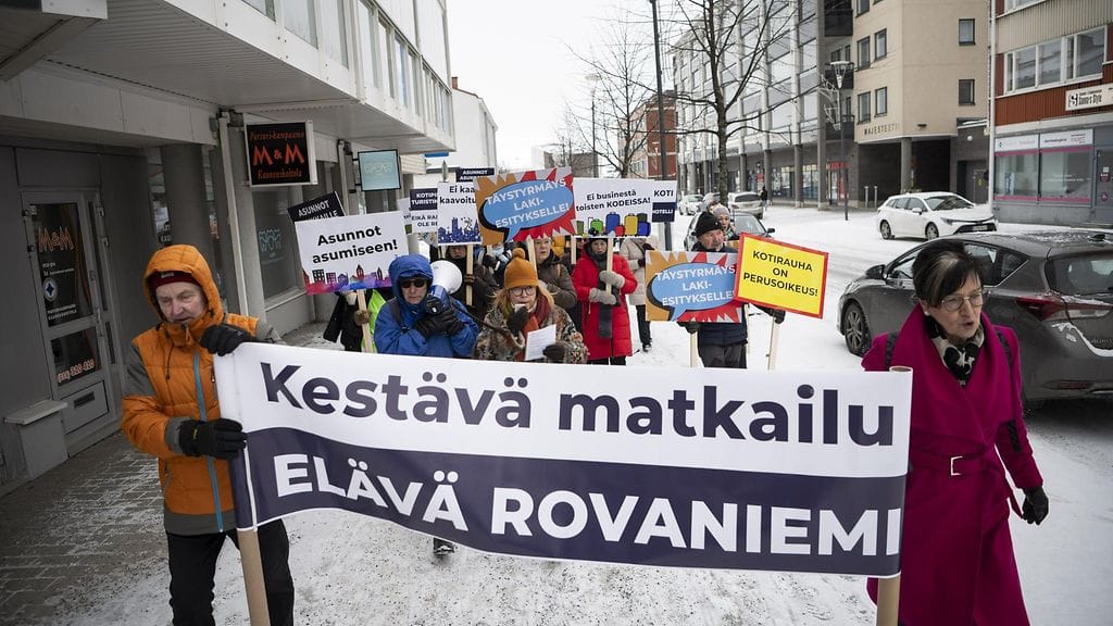 LK 1503 Rovaniemi, airbnb-miekkari