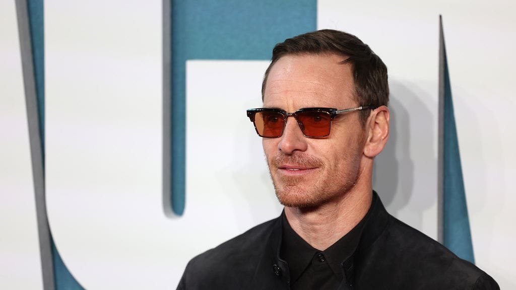 Michael Fassbender paljastaa hekeneensa samaa roolia Daniel Craigin kanssa