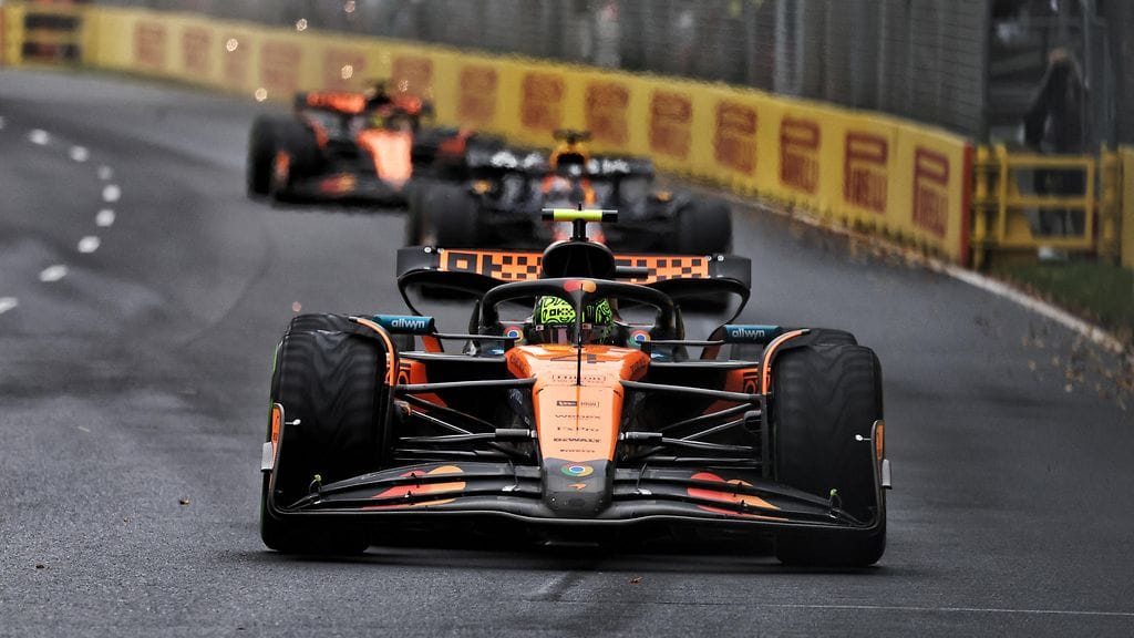 Red Bull on epäillyt McLarenia ja Ferraria sääntöjenvastaisista takasiivistä.