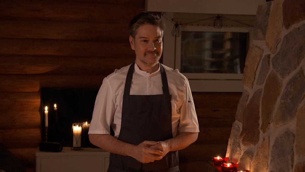 Henri Alén pistäytyy Pihlajakadulla.