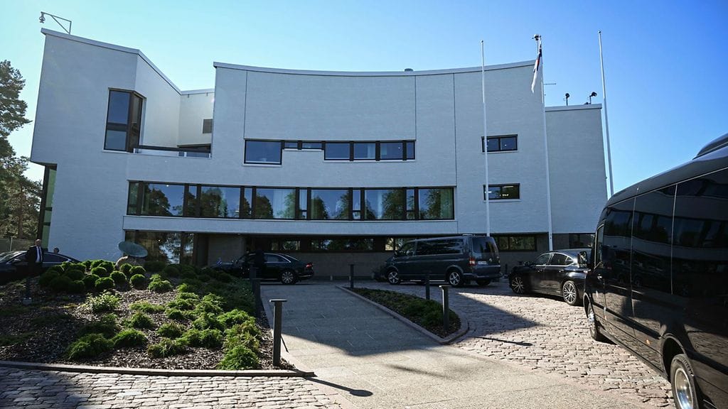 2003 AOP MUNKKINIEMI