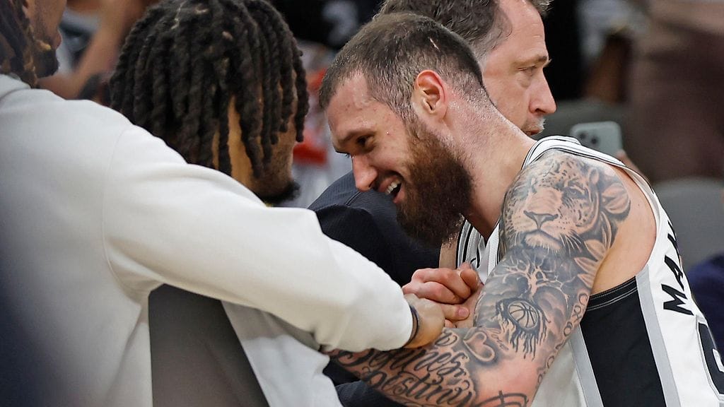 Sandro Mamukelashvili tehtaili ennätykselliset pisteet New York Knicksiä vastaan.