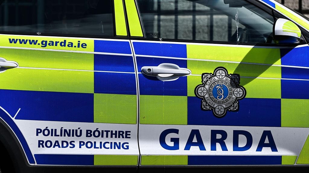 Irlannin poliisin haaviin huristeli 61-vuotias liikemies kontissaan 152 kiloa kokaiinia. Kuvituskuva.