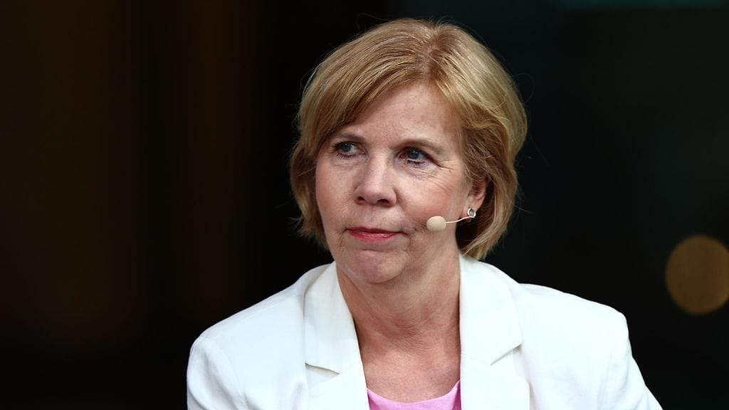 Anna-Maja Henriksson kuvattuna eurovaalitentissä viime vuoden huhtikuussa.