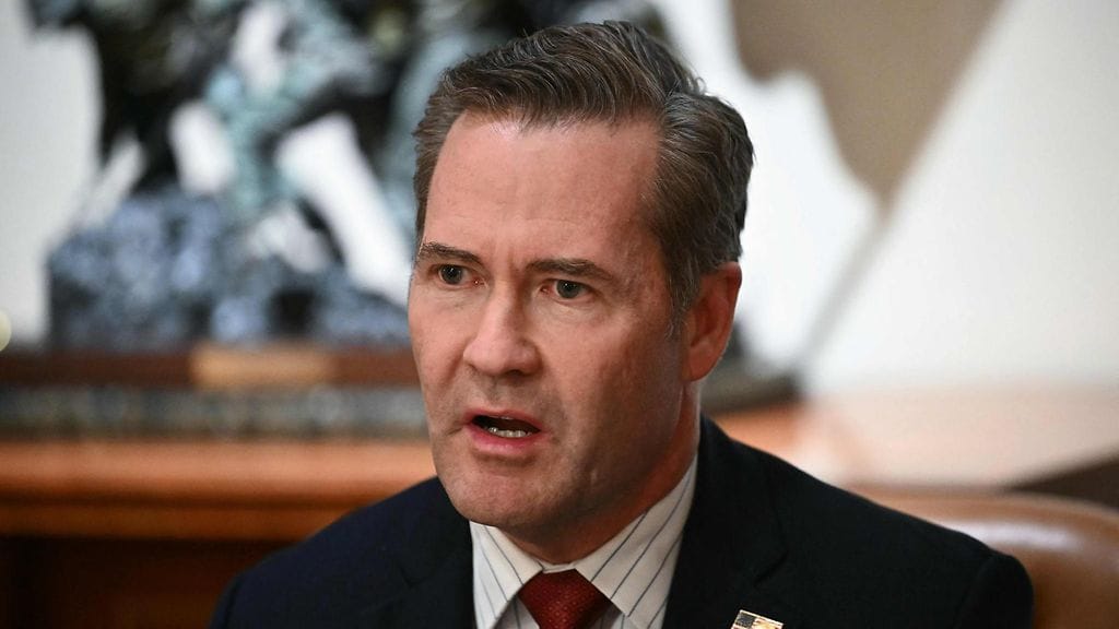 Mike Waltz on sanonut kantavansa täyden vastuun Jemen-tietovuodosta.