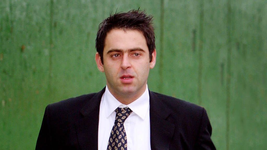 Ronnie O'Sullivan asteli oikeuden eteen joulukuussa 2001 vastaamaan syytteeseen liikennerikkomusesta.