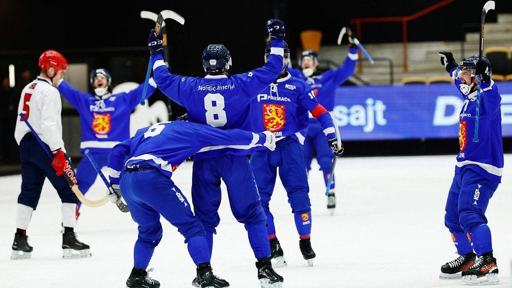 Suomi nuiji Norjan MM-välierässä.