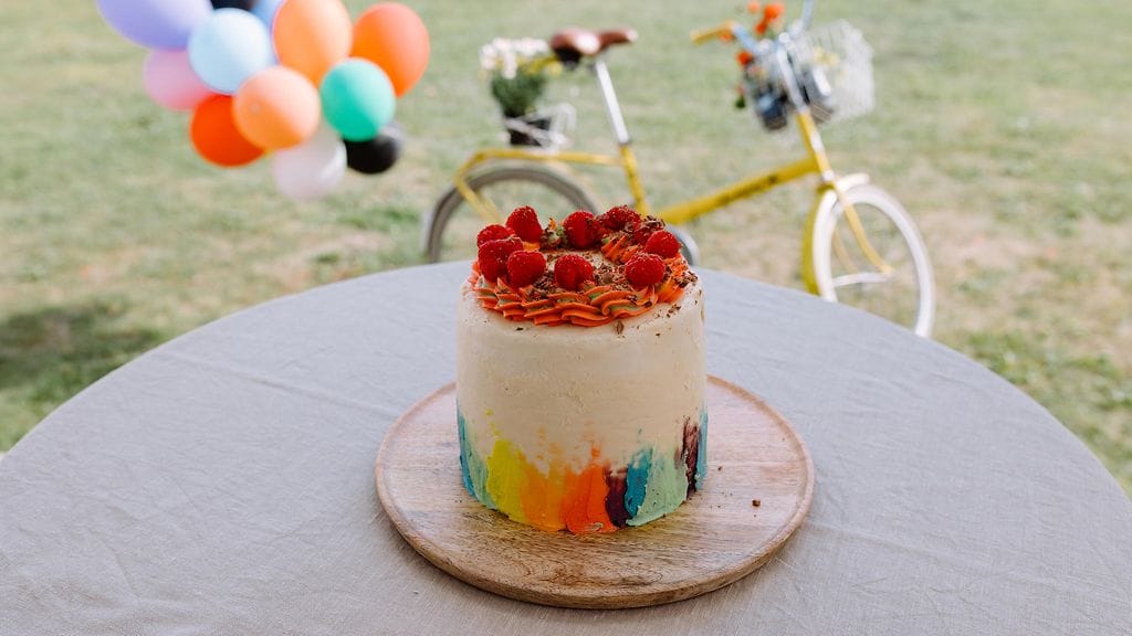 Janitan Monimuotoinen rakkaus -kakku.