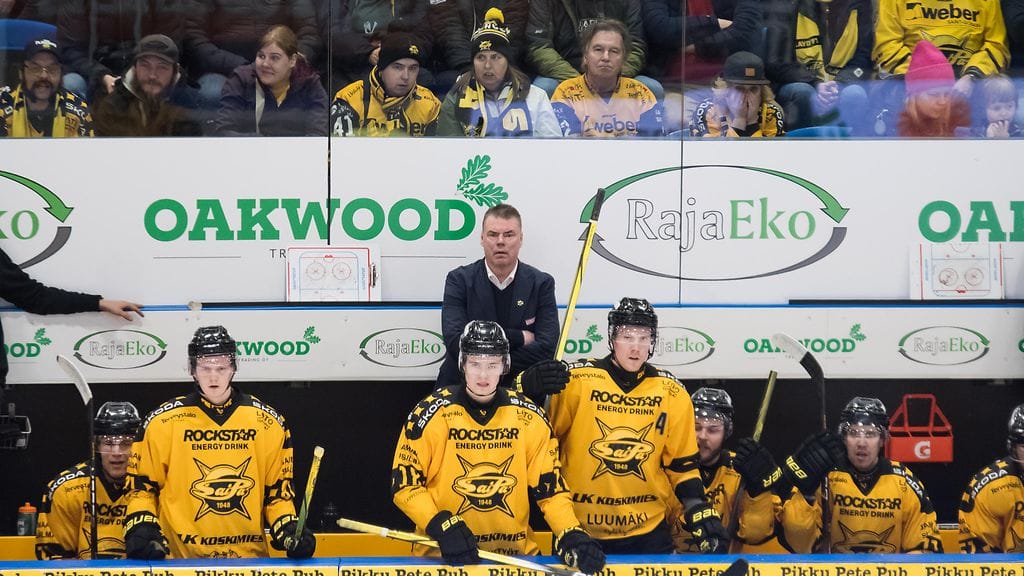 Raimo Helmisellä ja SaiPalla menee lujaa.