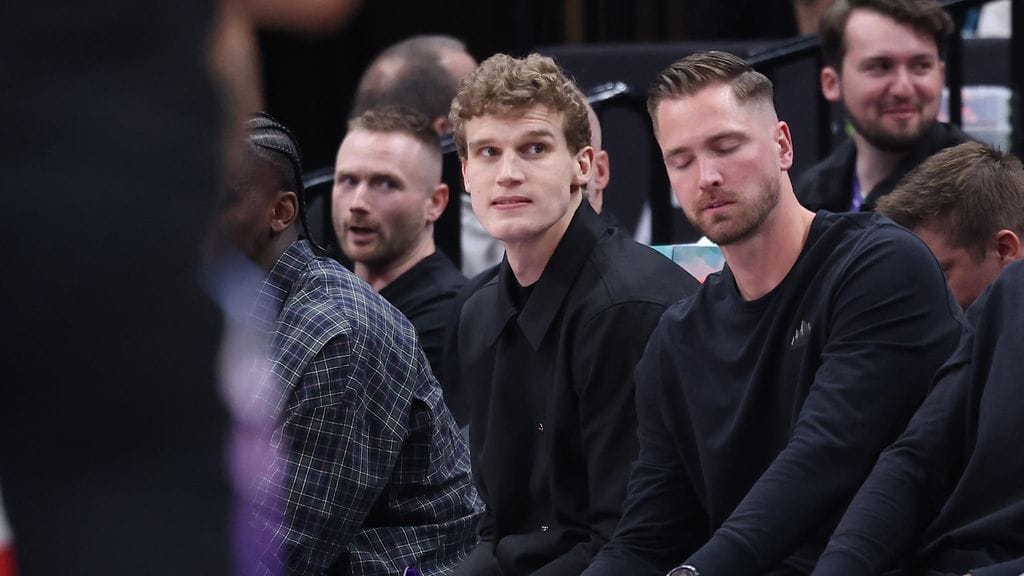 Lauri Markkanen jatkaa sivussa.