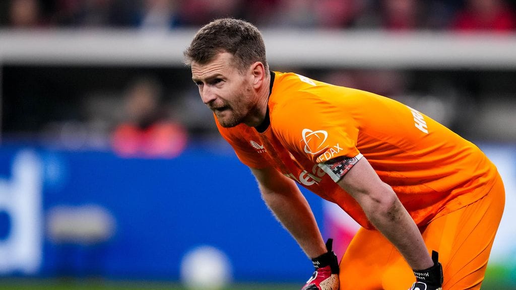 Lukas Hradeckyn Leverkusen koki shokkitappion.