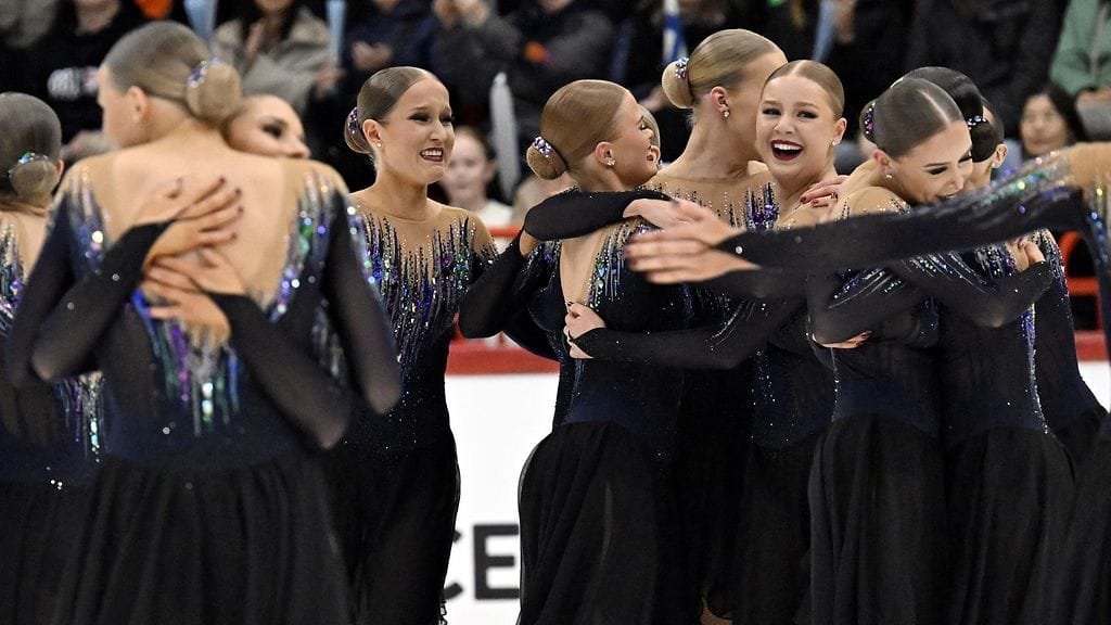 Helsinki Rockettes voitti muodostelmaluistelun MM-kultaa.