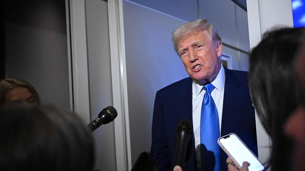 Trump kertoi asiasta sunnuntaina noustessaan presidentin Air Force One -koneeseen.