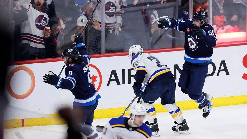 Winnipeg Jets kukisti hurjassa voittoputkessa olleen St. Louis Bluesin.