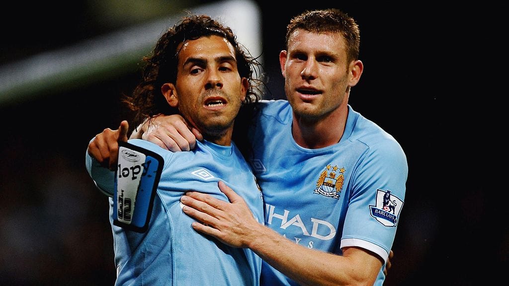 Manchester Cityn Carlos Tevez ja James Milner