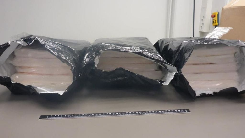 Ruotsalaisräjäyttäjien amfetamiinilasti10