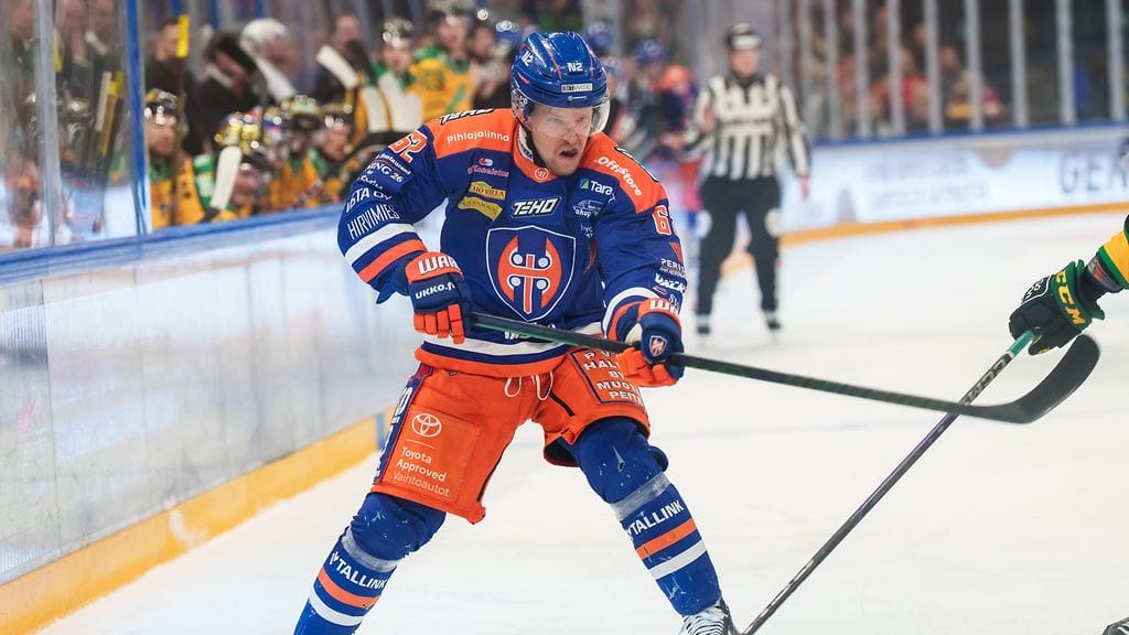 Julius Mattila jatkaa Tapparassa kahden vuoden jatkosopimuksella.