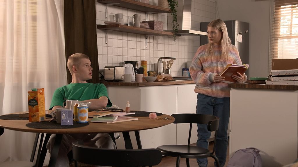 4744 02 laila matias