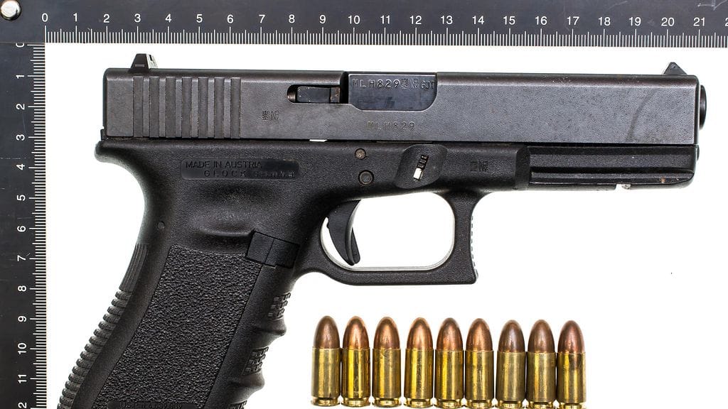 Poliisi Suvelan ampuminen ase