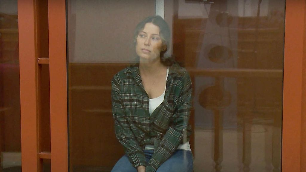 Yhdysvaltalais-venäläinen balettitanssija Ksenia Karelina oikeudessa Jekaterinburgissa 20. kesäkuuta 2024.