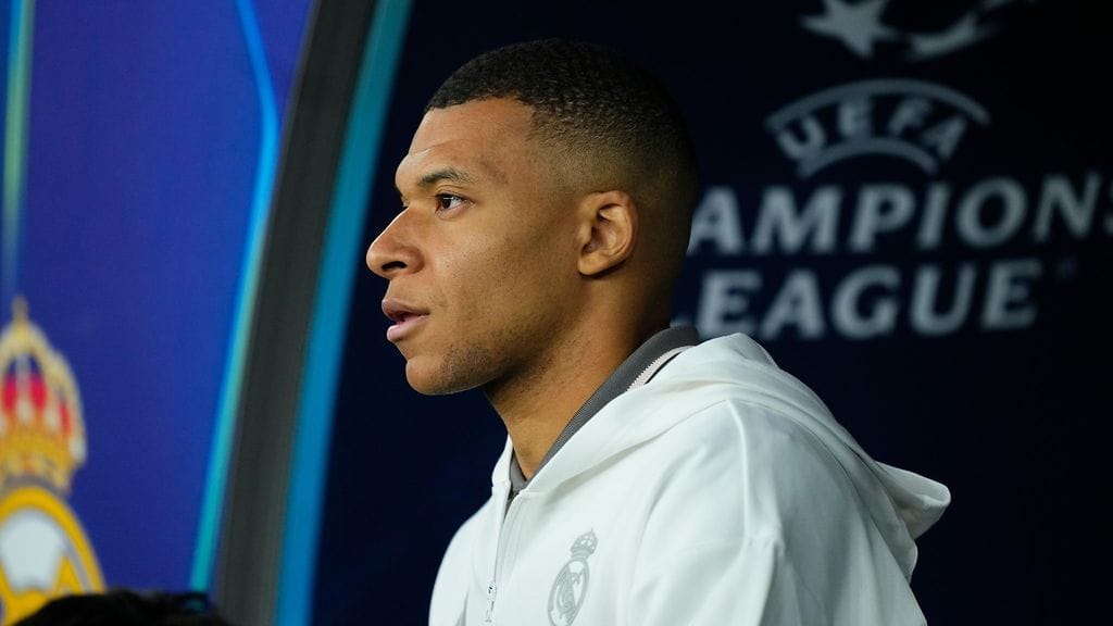 Kylian Mbappé ajaa itselleen PSG:ltä maksamatta jääneitä palkkoja ja bonuksia.
