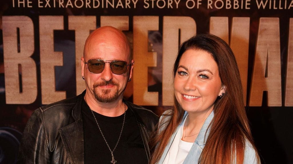 Sami ja Varpu Hintsanen toivovat pääsevänsä muuttamaan Pyynikin puutaloonsa pääsiäiseksi.