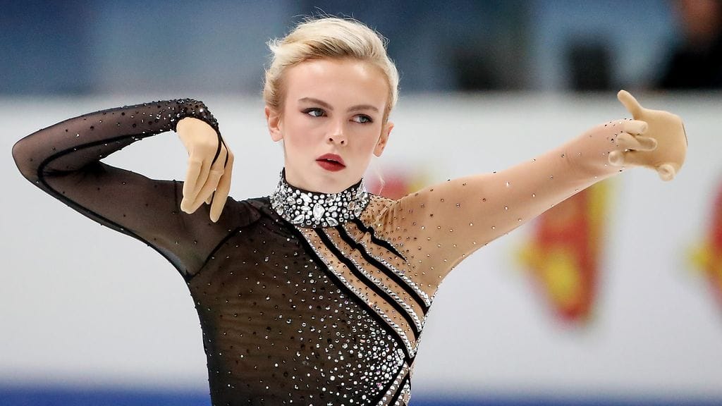 Emmi Peltonen, 25, lopettaa kilpauransa.