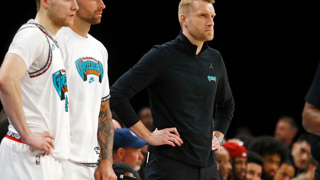 Tuomas Iisalo luotsaama Memphis Grizzlies koki tappion Golden State Warriorsille.