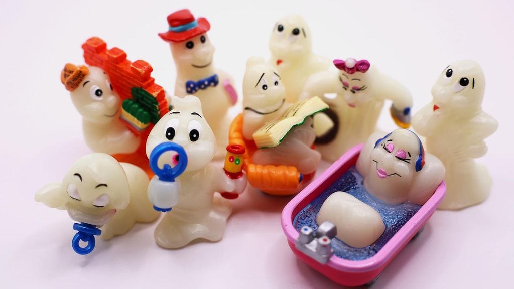 Kinder-yllätyksiä, kummitukset