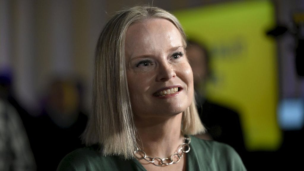 Perussuomalaisten puheenjohtaja Riikka Purra puolueen kunta- ja aluevaalien vaalivalvojaisissa.