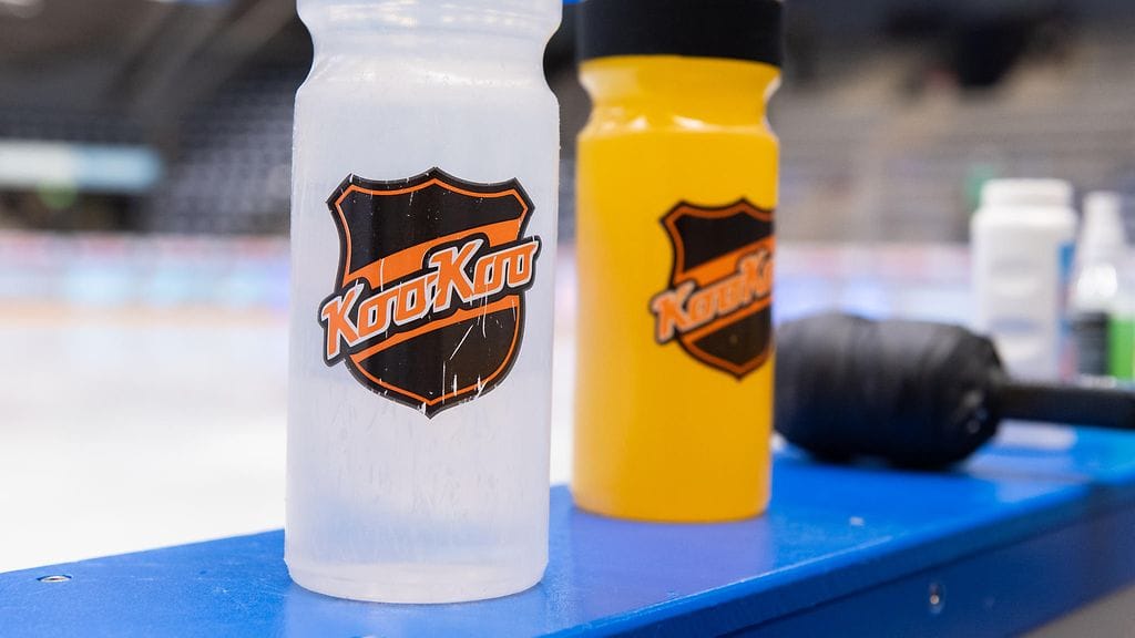 KooKoo palkkasi Antti Tuomenoksan uudeksi urheilujohtajakseen.