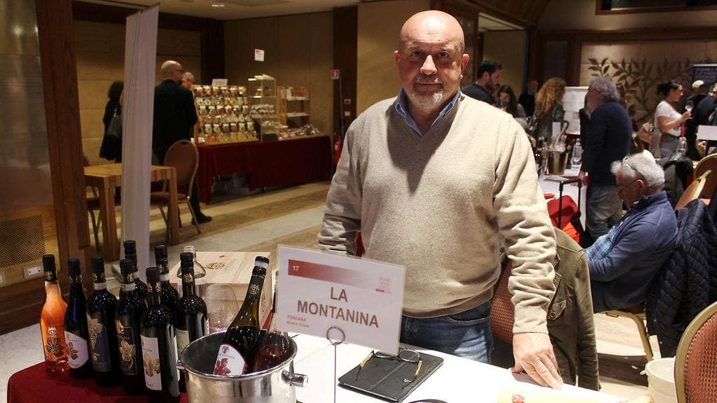 Bruno Mazzuoli esitteli La Montanina -viinitilansa viinejä RomeWineExpo-viinitapahtumassa Roomassa 9. maaliskuuta.
