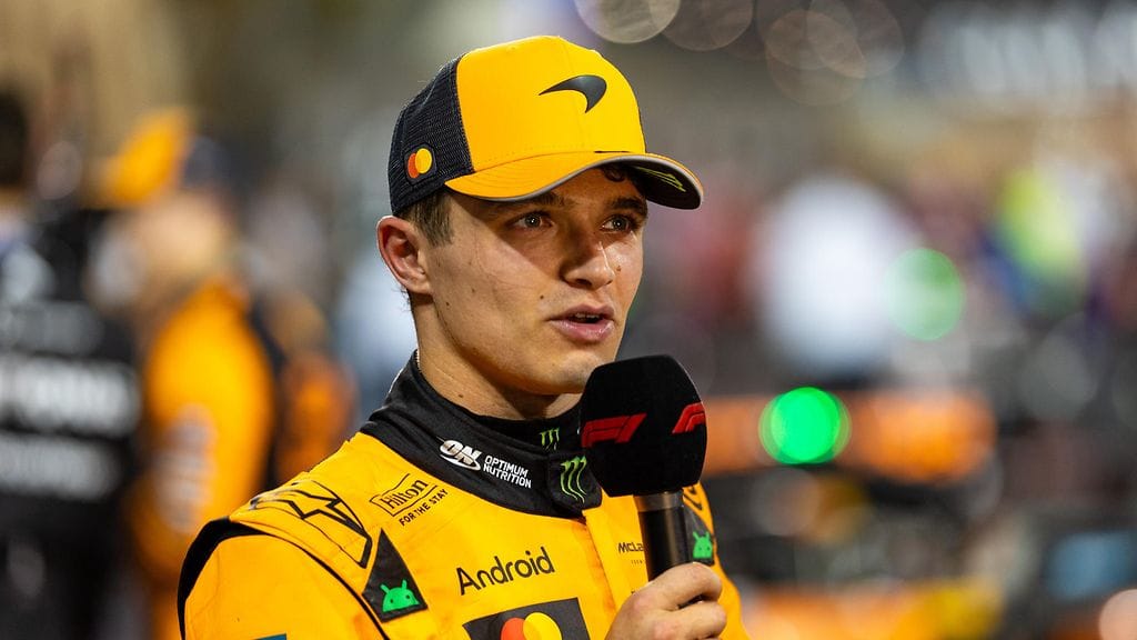 Lando Norris yrittää selättää Saudi-Arabian radalla kohtaamansa hankaluudet.
