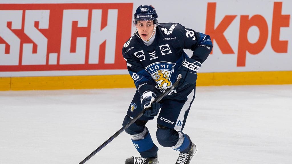 Waltteri Merelä laukoi Suomen avausmaalin Göteborgissa.