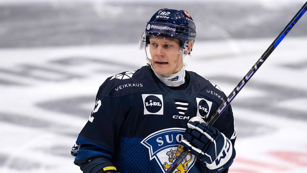 Harri Pesonen liittyy Leijonien vahvuuteen.