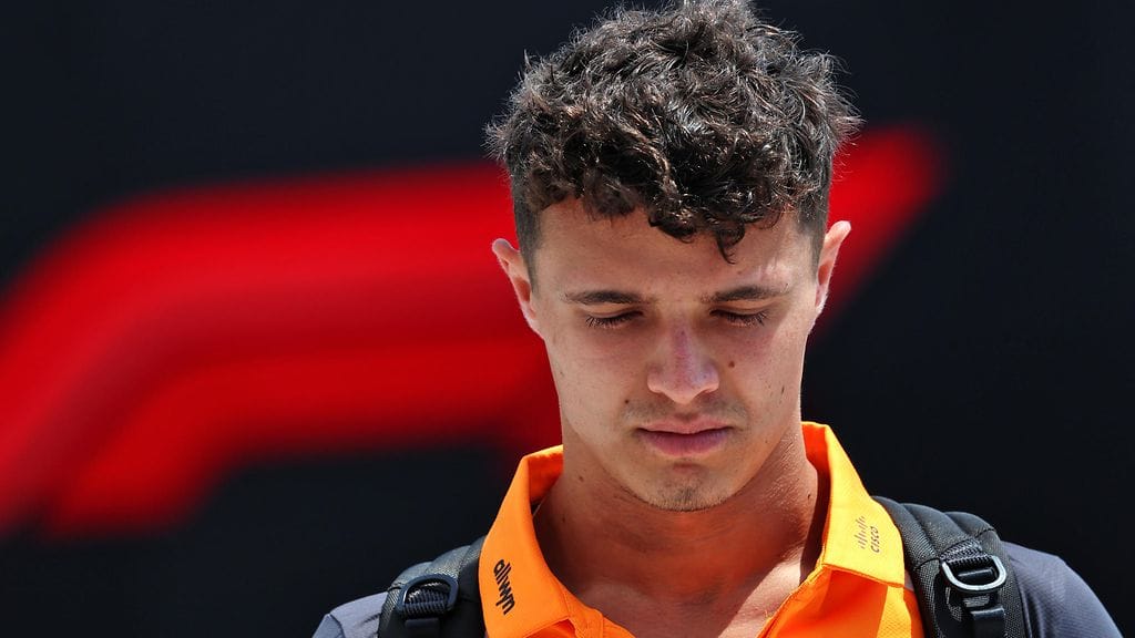 Lando Norris jäi aika-ajossa sijalle 10 ulosajonsa takia.