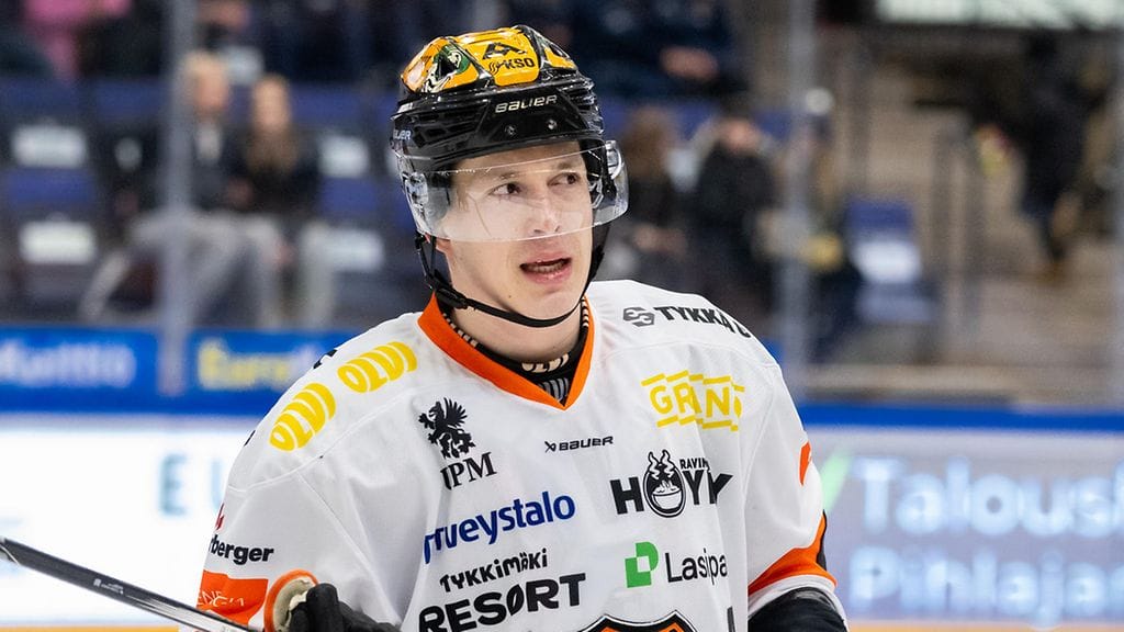 Arttu Ilomäki teki neljä maalia Tshekin liigan finaaliottelussa.