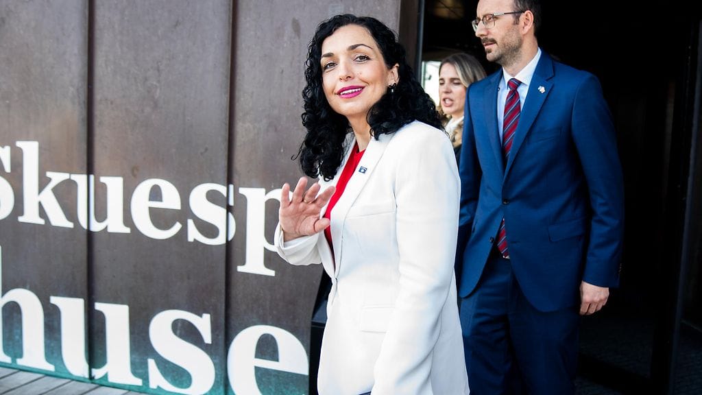 Osmani Sadriu käy presidentti Stubbin kanssa viralliset keskustelut Presidentinlinnassa. Kuvassa Osmani Sadriu Tanskan Kööpenhaminassa toukokuussa 2024.