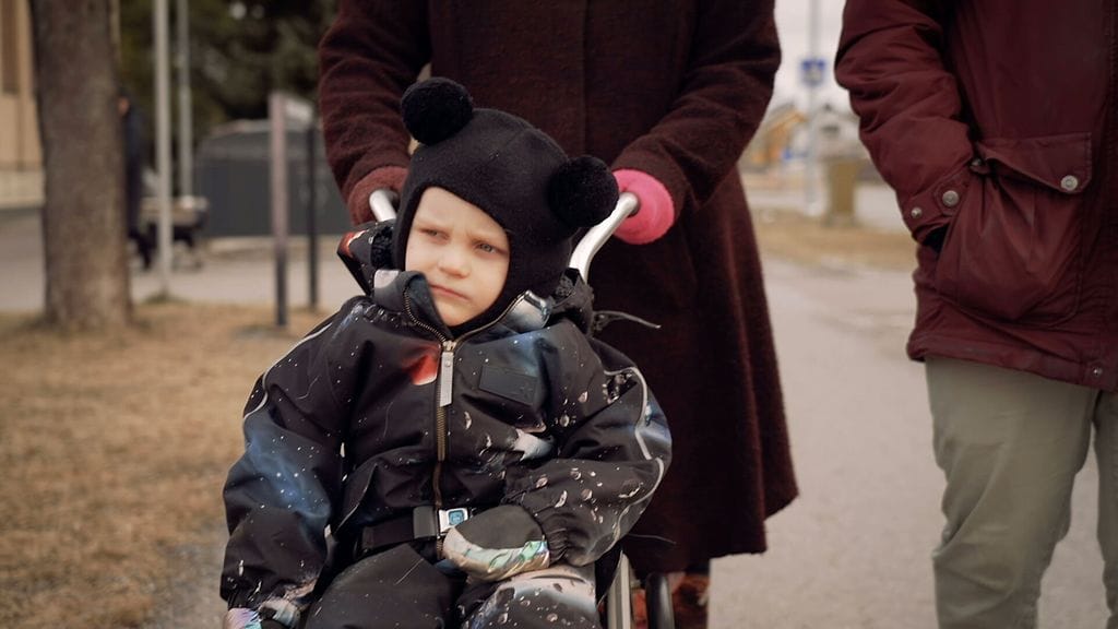 Asian ytimessä.doc: Hugo pyörätuolissa