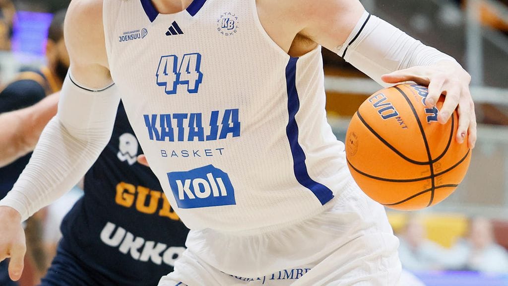 Korisliigassa pelaava Kataja Basket on päättänyt luopua hallintohenkilöstöstään.