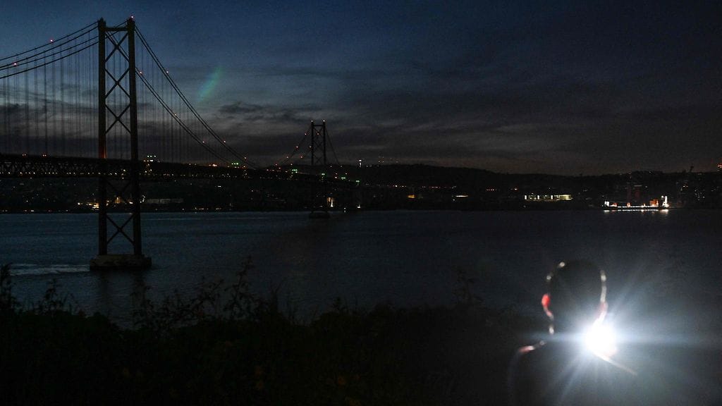 Kuva Portugalin Lissabonista, jonne laajat sähkökatkot myös ylettyivät.