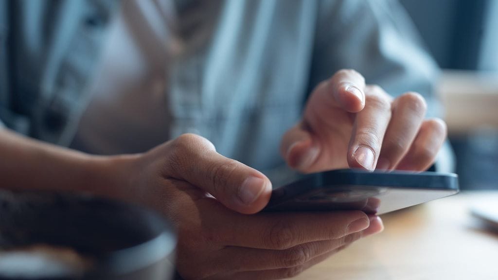 Liika istuminen voi aiheuttaa niskakipuja.