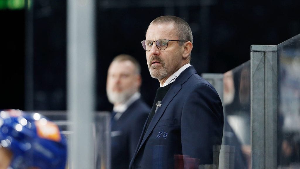 Tommy Samuelsson, 65, hyppää Timrån päävalmentajaksi.