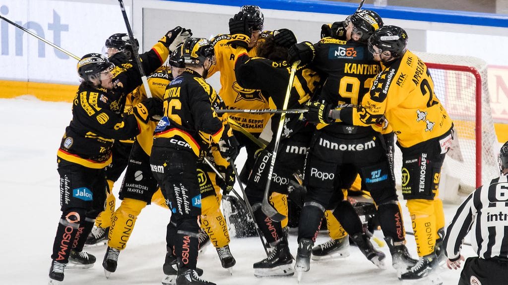 KalPan ja SaiPan pelaajista osa on päässyt tekemään uudet sopimukset SM-liigan finaalien venymisestä toukokuulle.