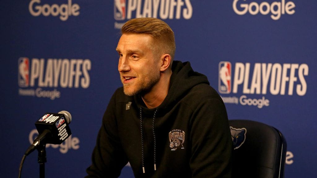 Tuomas Iisalo valmentaa Memphis Grizzliesiä seuraavat neljä vuotta.