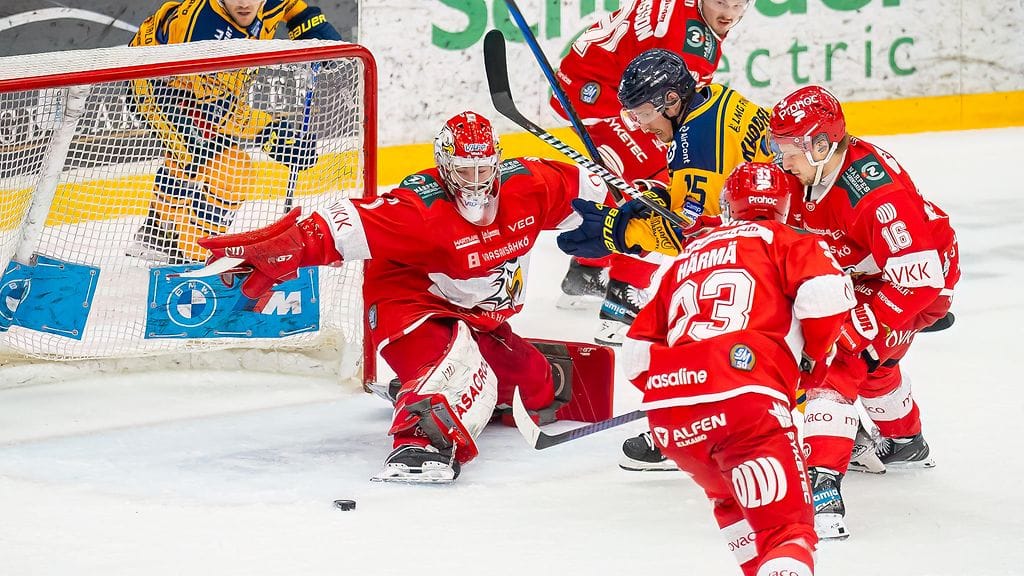 Sport taipui keväällä puolivälierissä Lukolle.