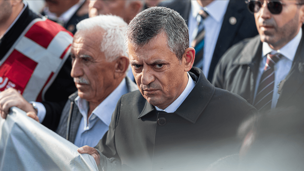 Turkin CHP-puolueen puheenjohtaja Özgür Özel