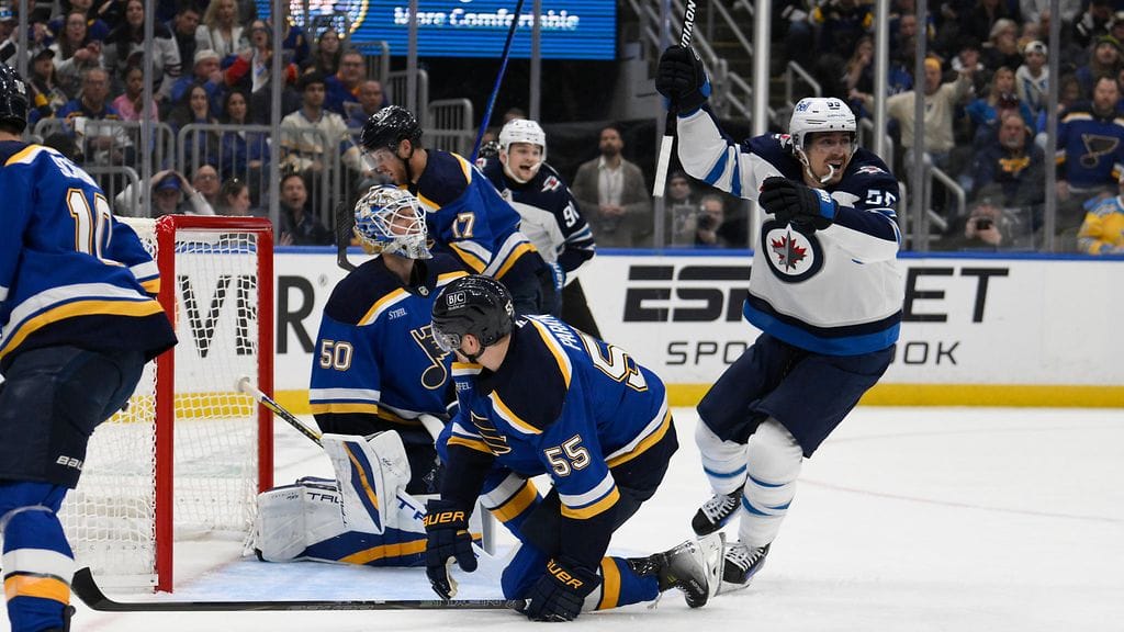 Ykkössentteri Mark Scheifele ei ole pelikunnossa Winnipeg Jetsin seitsemännessä kohtaamisessa St. Louis Bluesin kanssa.