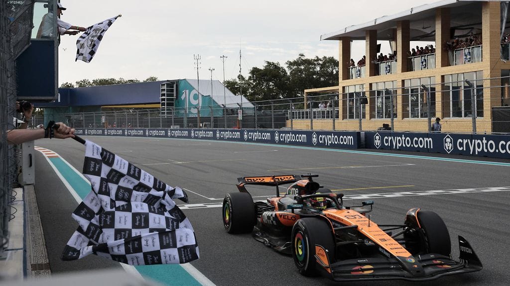 Oscar Piastri ajoi Miamin GP:n voittoon.